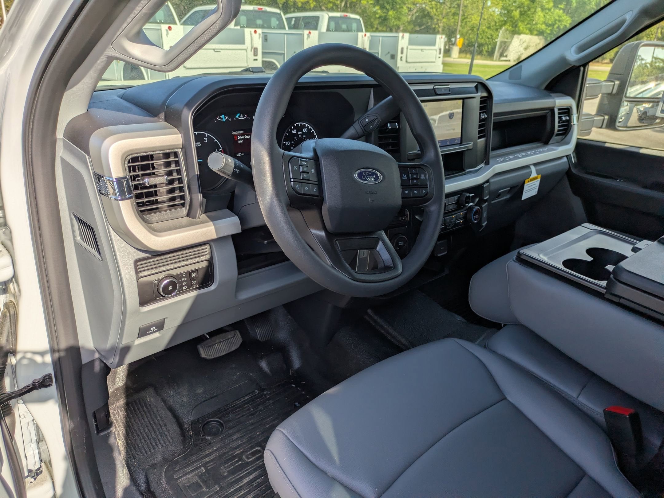 2026 Ford Super Duty F-550 DRW XL