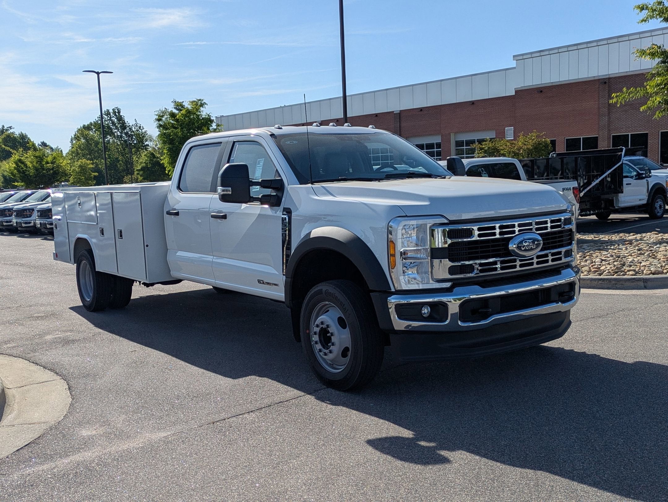 2026 Ford Super Duty F-550 DRW XL