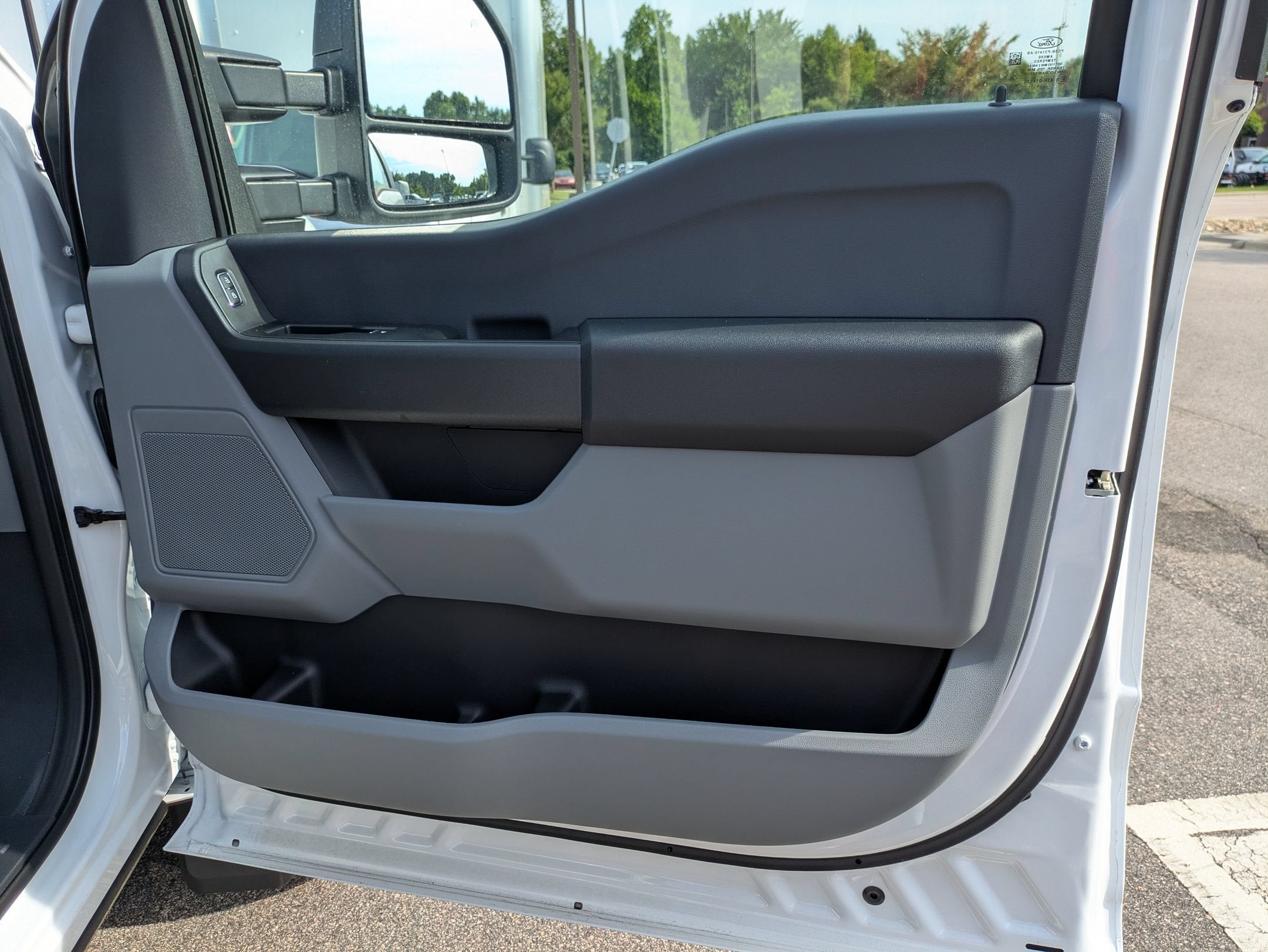2026 Ford Super Duty F-550 DRW XL