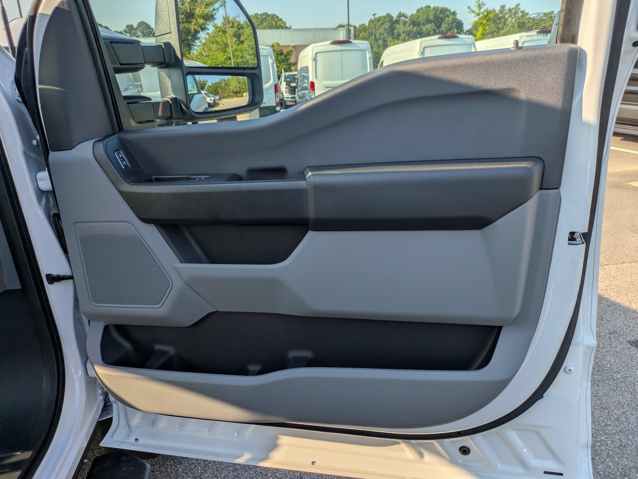 2026 Ford Super Duty F-550 DRW XL