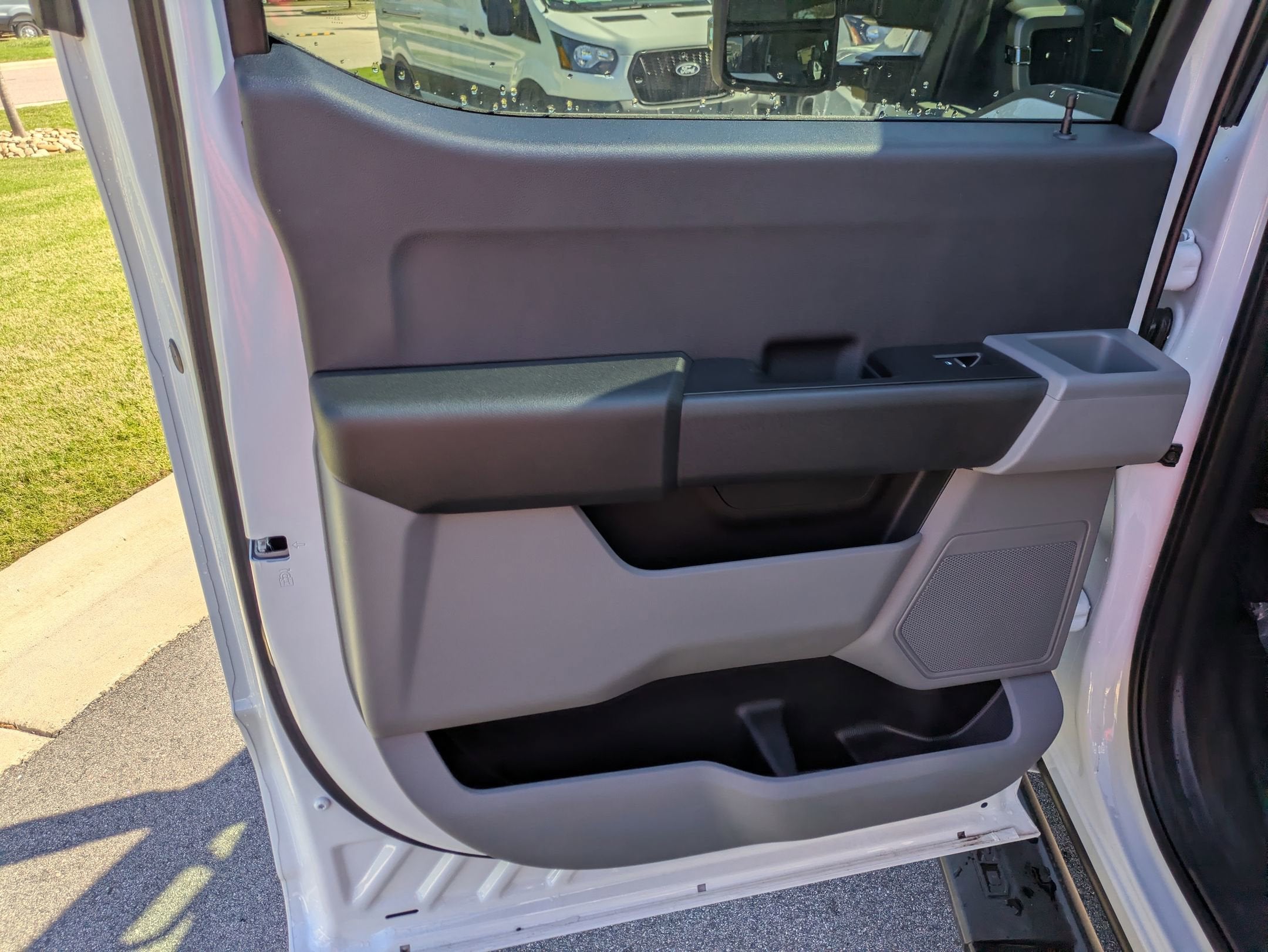 2026 Ford Super Duty F-550 DRW XL