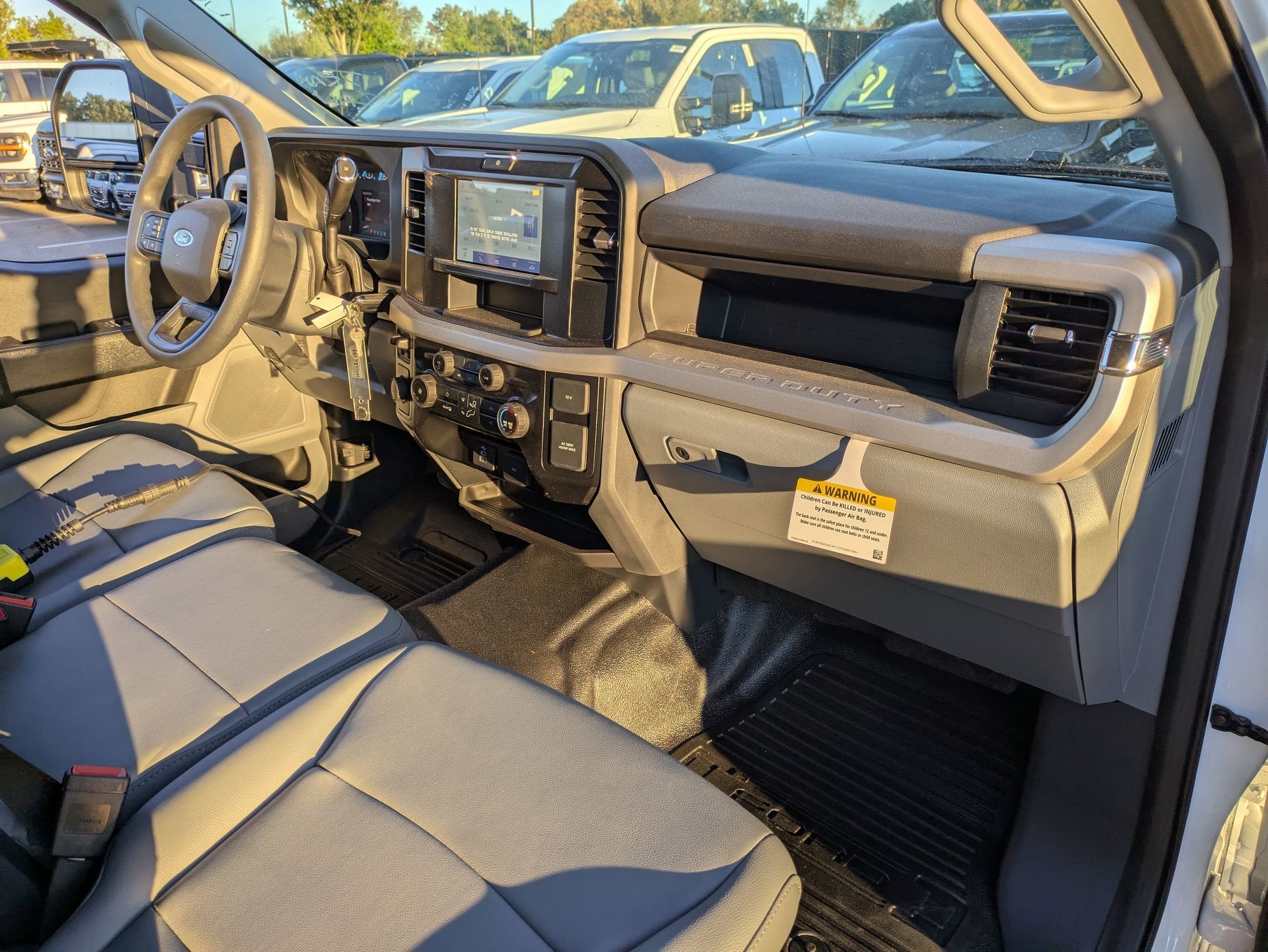2025 Ford Super Duty F-550 DRW XL