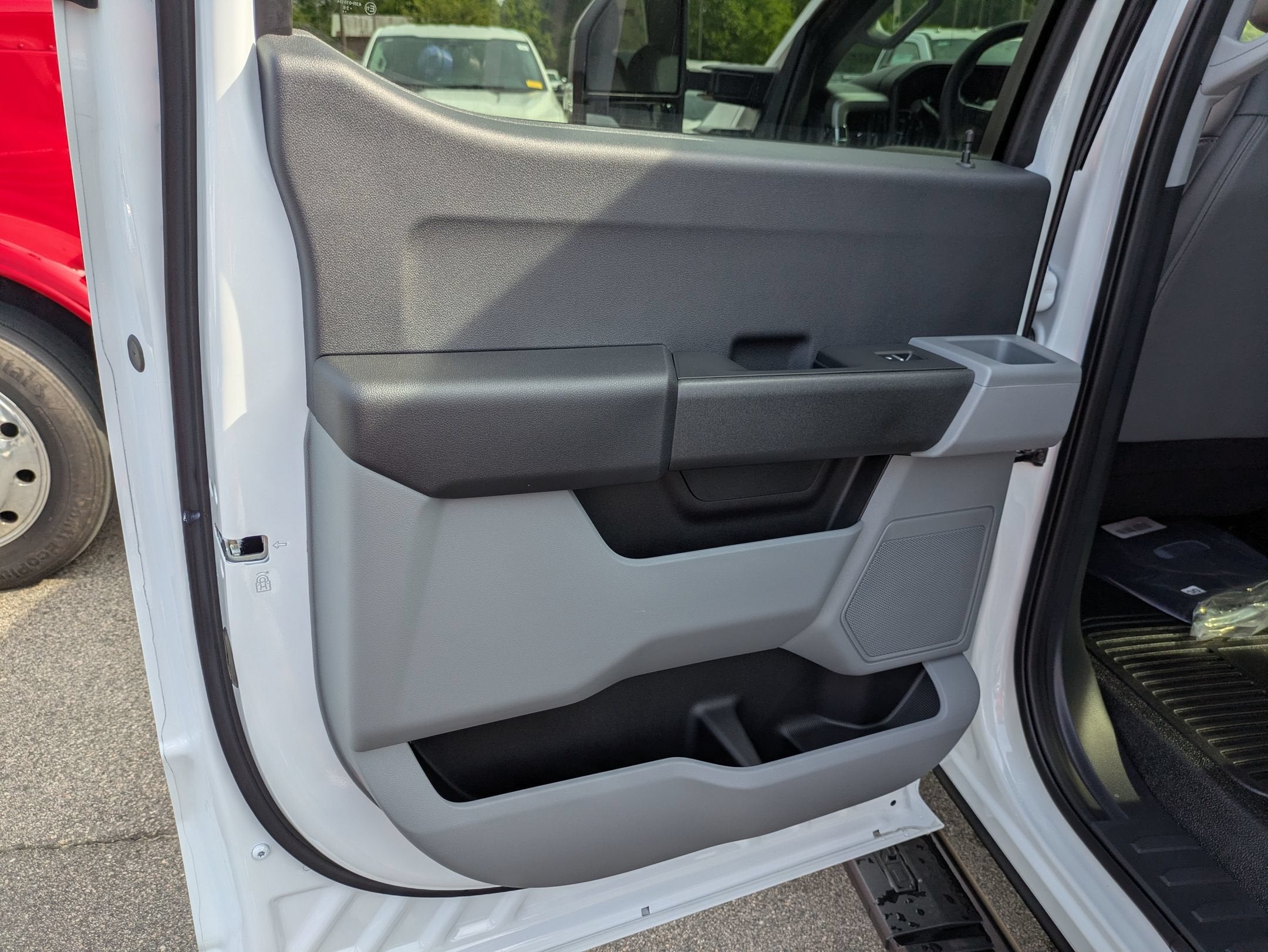 2026 Ford Super Duty F-550 DRW XL