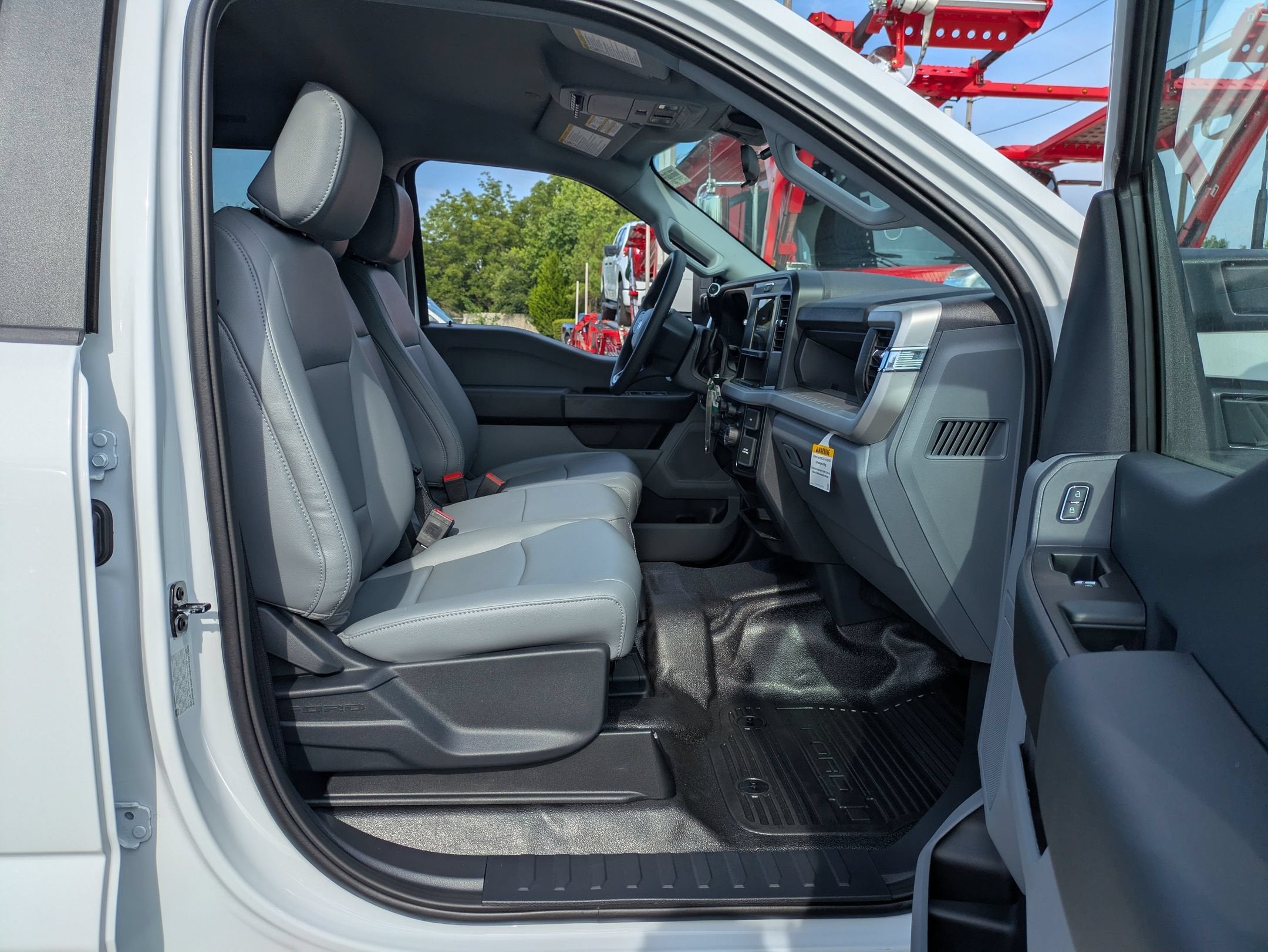 2026 Ford Super Duty F-550 DRW XL
