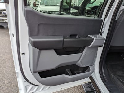 2025 Ford Super Duty F-550 DRW XL