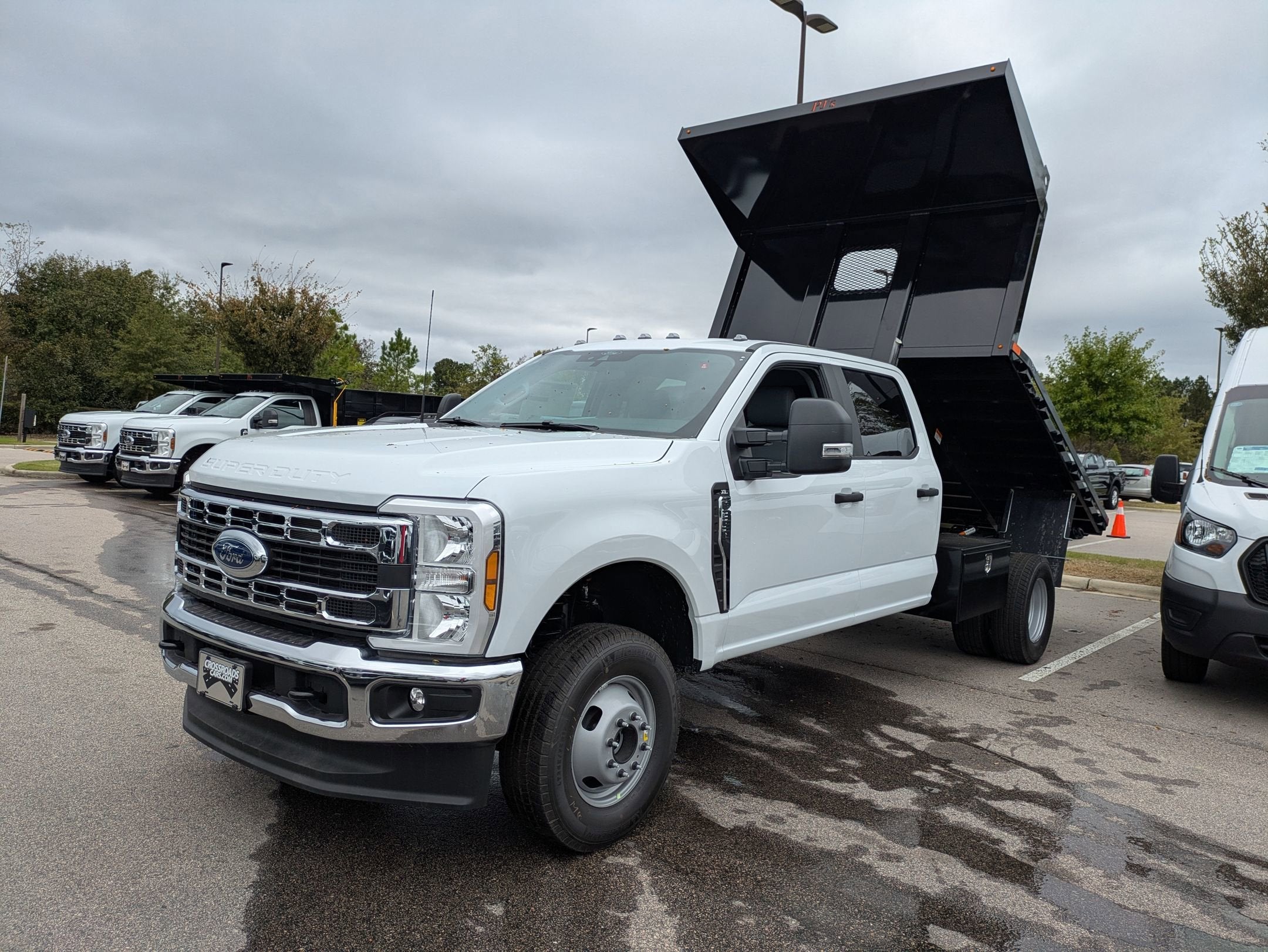 2026 Ford Super Duty F-350 DRW XL