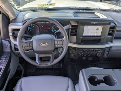 2026 Ford Super Duty F-350 DRW XL