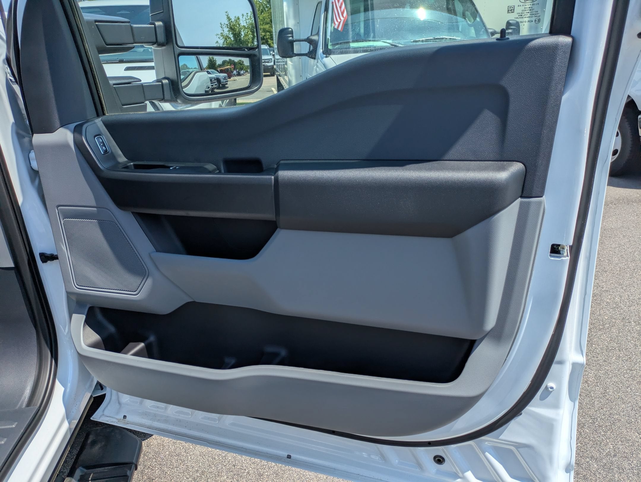 2026 Ford Super Duty F-350 DRW XL