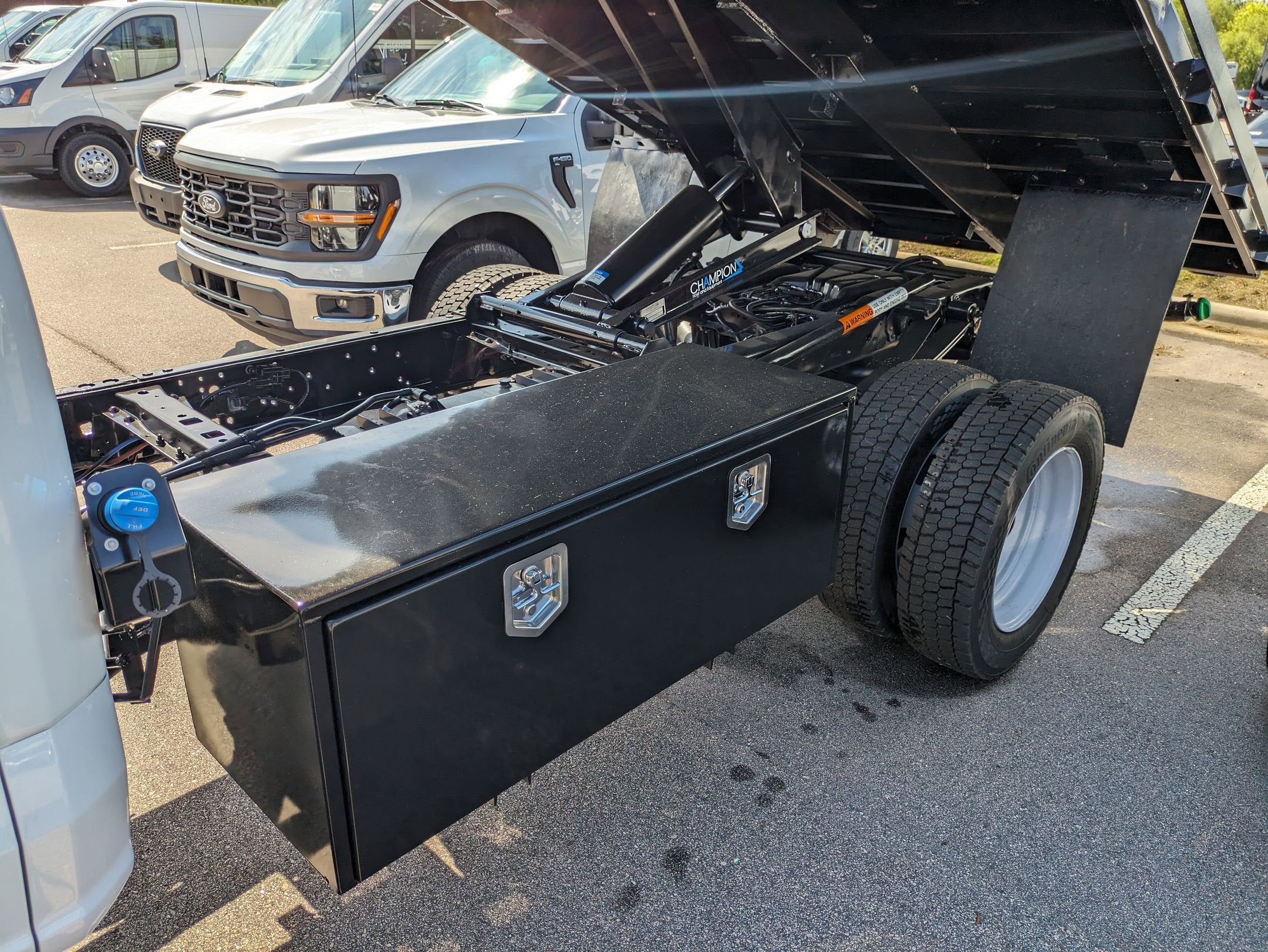 2025 Ford Super Duty F-450 DRW XL