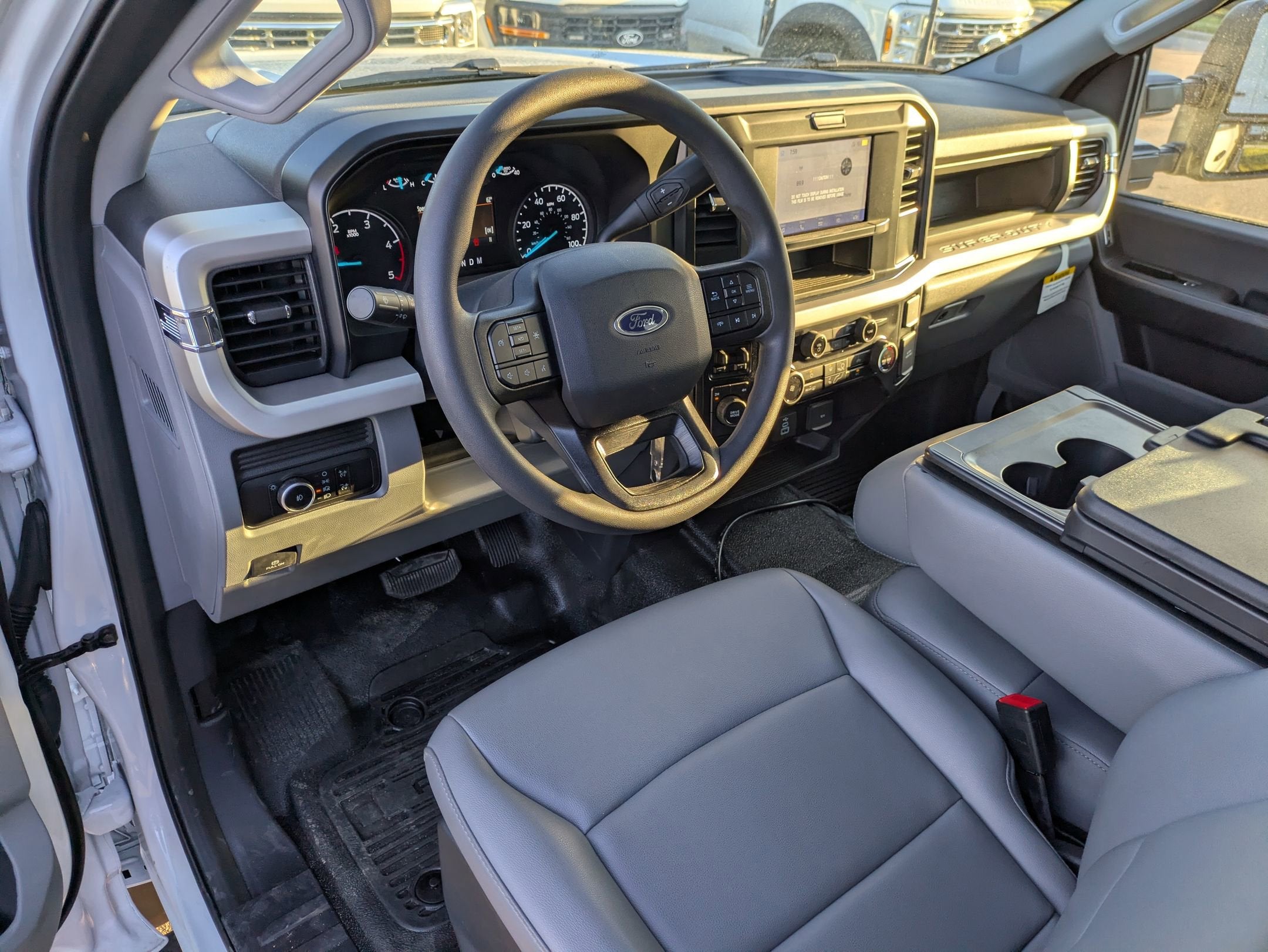 2025 Ford Super Duty F-450 DRW XL