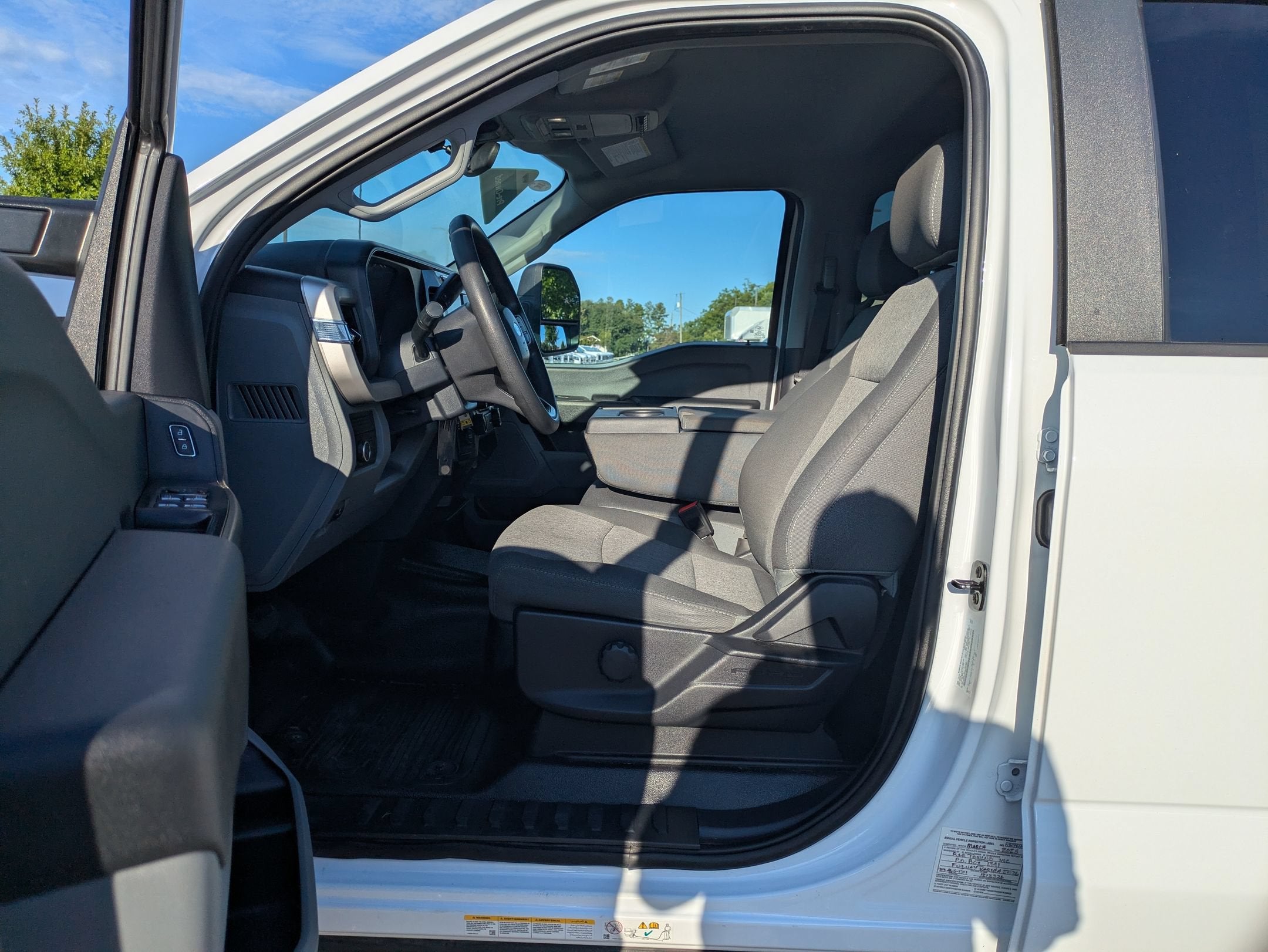 2024 Ford Super Duty F-450 DRW XL