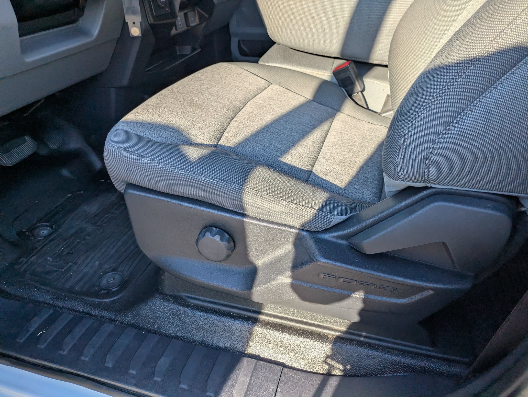 2024 Ford Super Duty F-450 DRW XL