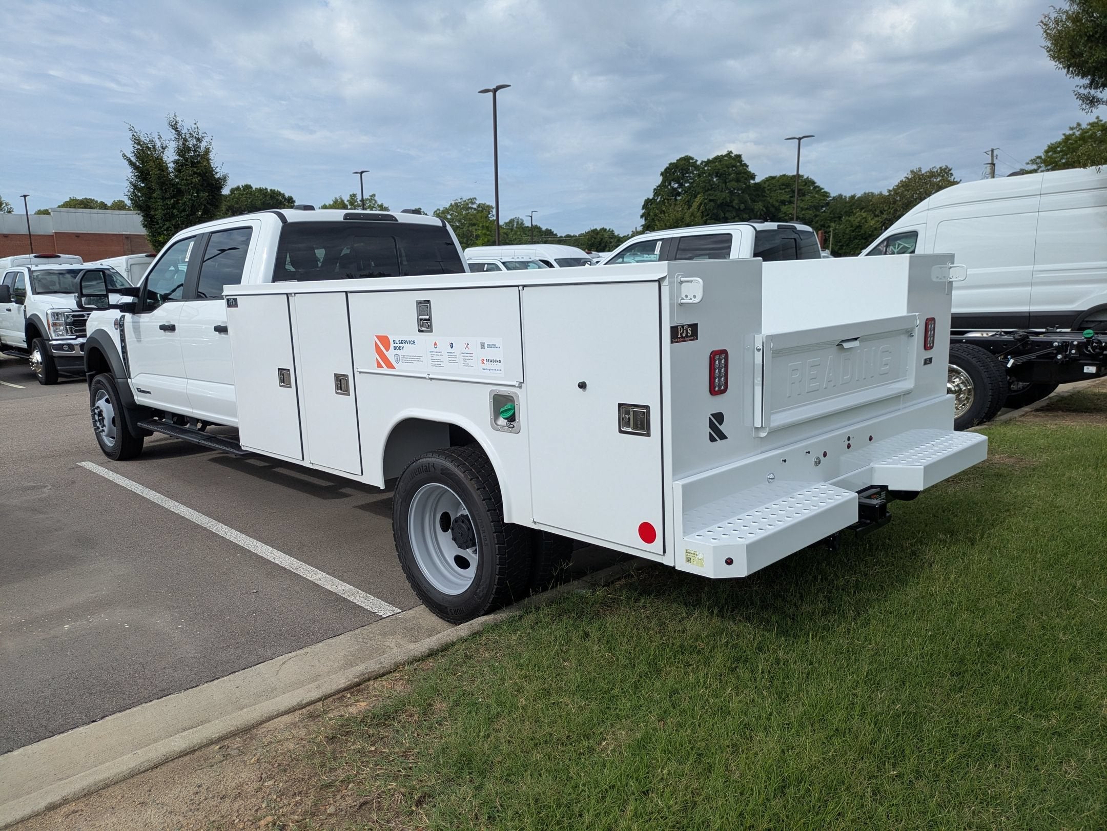 2026 Ford Super Duty F-450 DRW XL