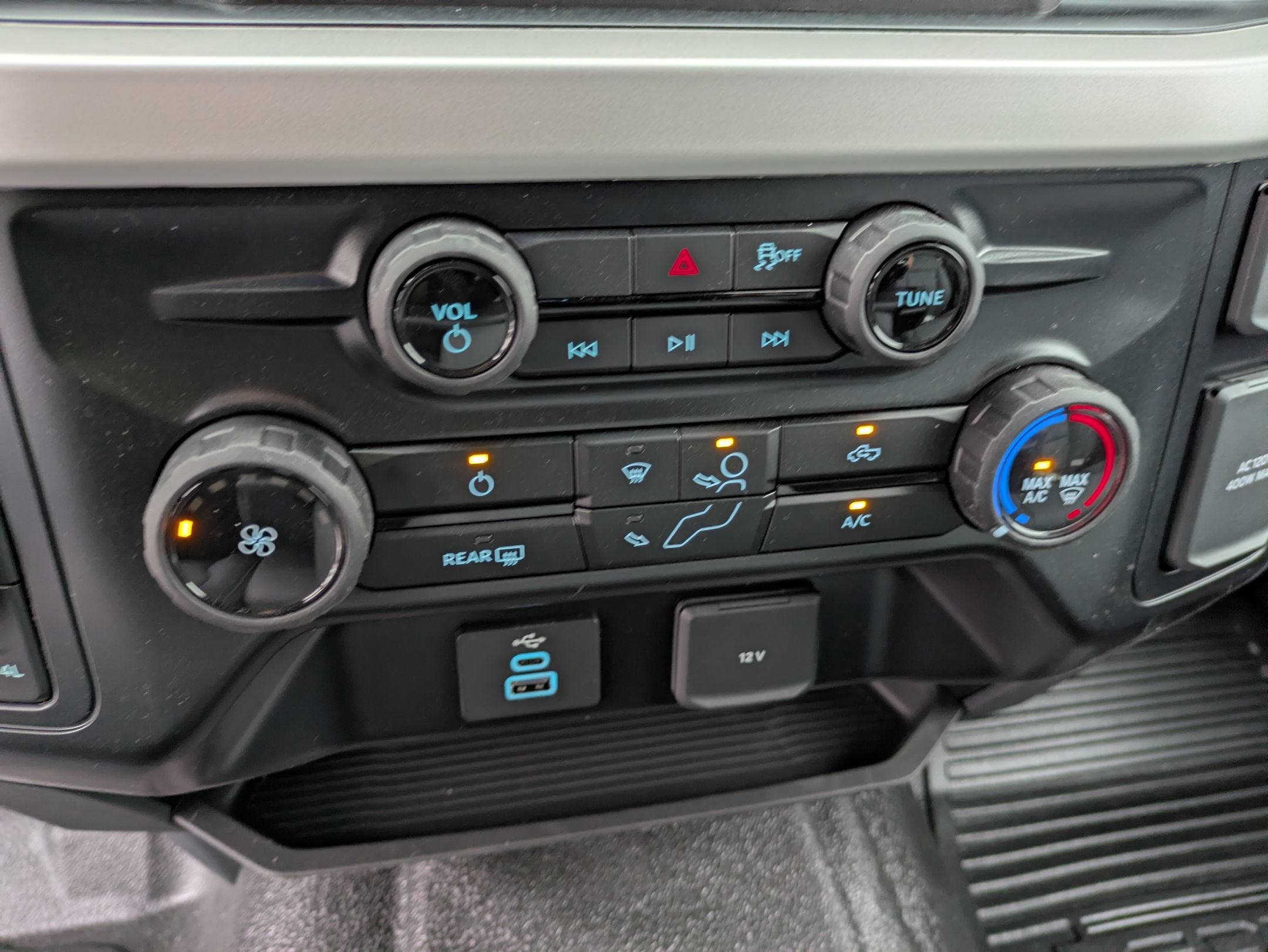 2026 Ford Super Duty F-450 DRW XL