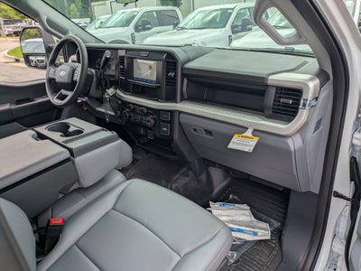 2026 Ford Super Duty F-550 DRW XL