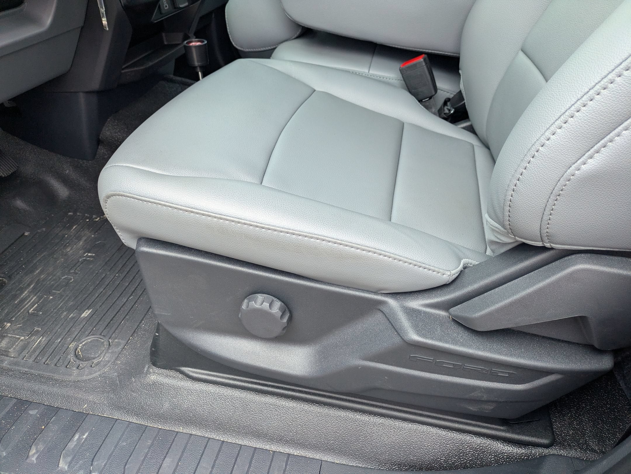 2026 Ford Super Duty F-550 DRW XL