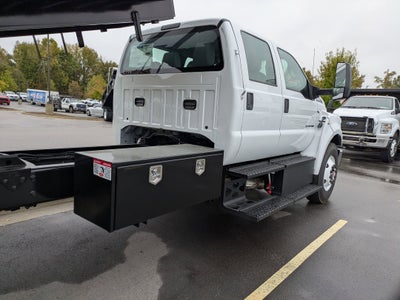 2026 Ford F-750SD Base