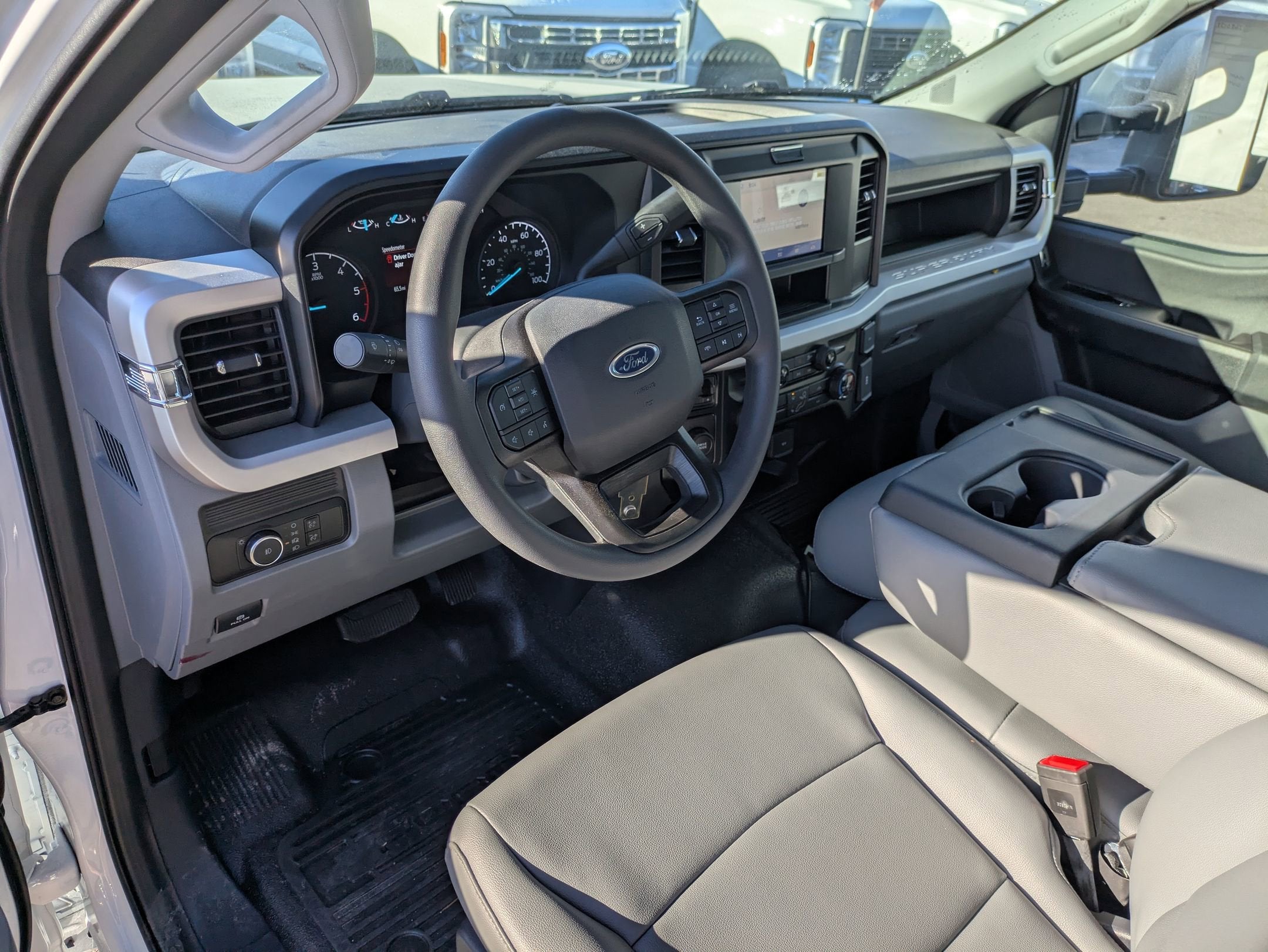 2026 Ford Super Duty F-350 DRW XL