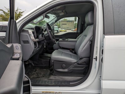 2025 Ford Super Duty F-550 DRW XL