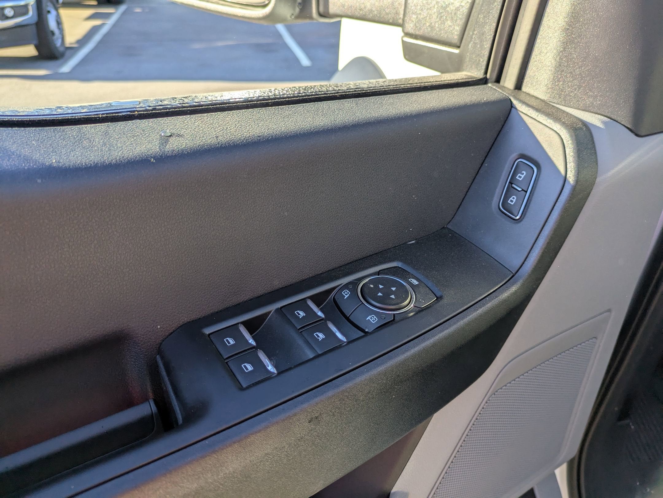 2025 Ford Super Duty F-550 DRW XL