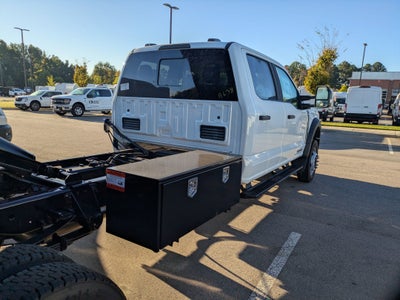 2025 Ford Super Duty F-550 DRW XL