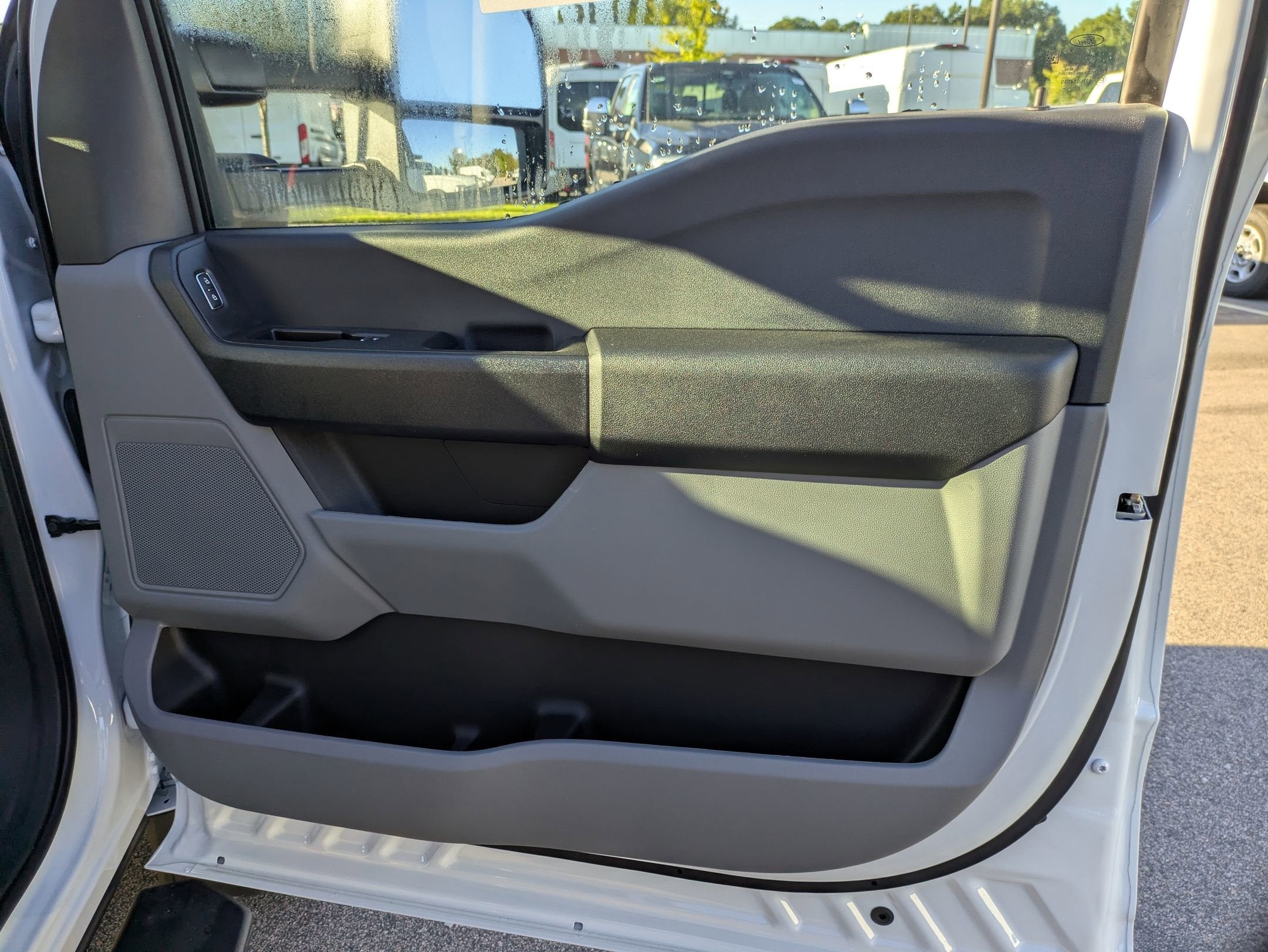 2025 Ford Super Duty F-550 DRW XL