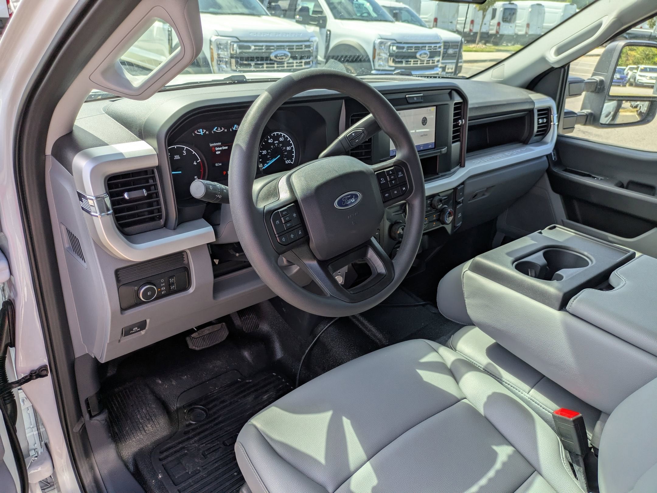 2025 Ford Super Duty F-550 DRW XL