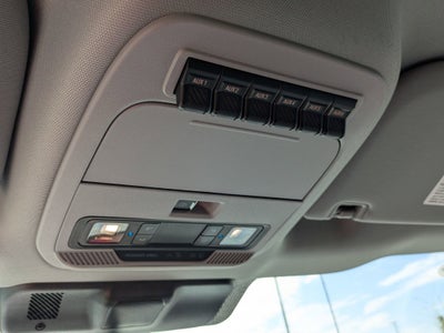 2025 Ford Super Duty F-550 DRW XL