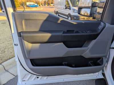 2026 Ford Super Duty F-550 DRW XL