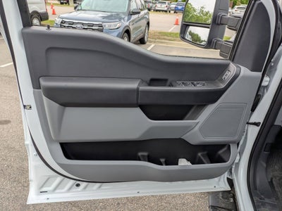 2026 Ford Super Duty F-550 DRW XL