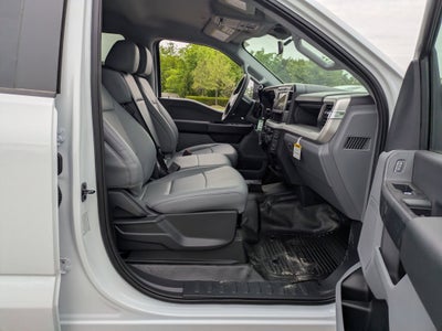 2026 Ford Super Duty F-550 DRW XL