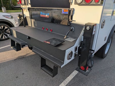 2026 Ford Super Duty F-550 DRW XL