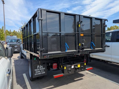 2025 Ford Super Duty F-550 DRW XL