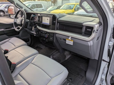 2026 Ford Super Duty F-550 DRW XL