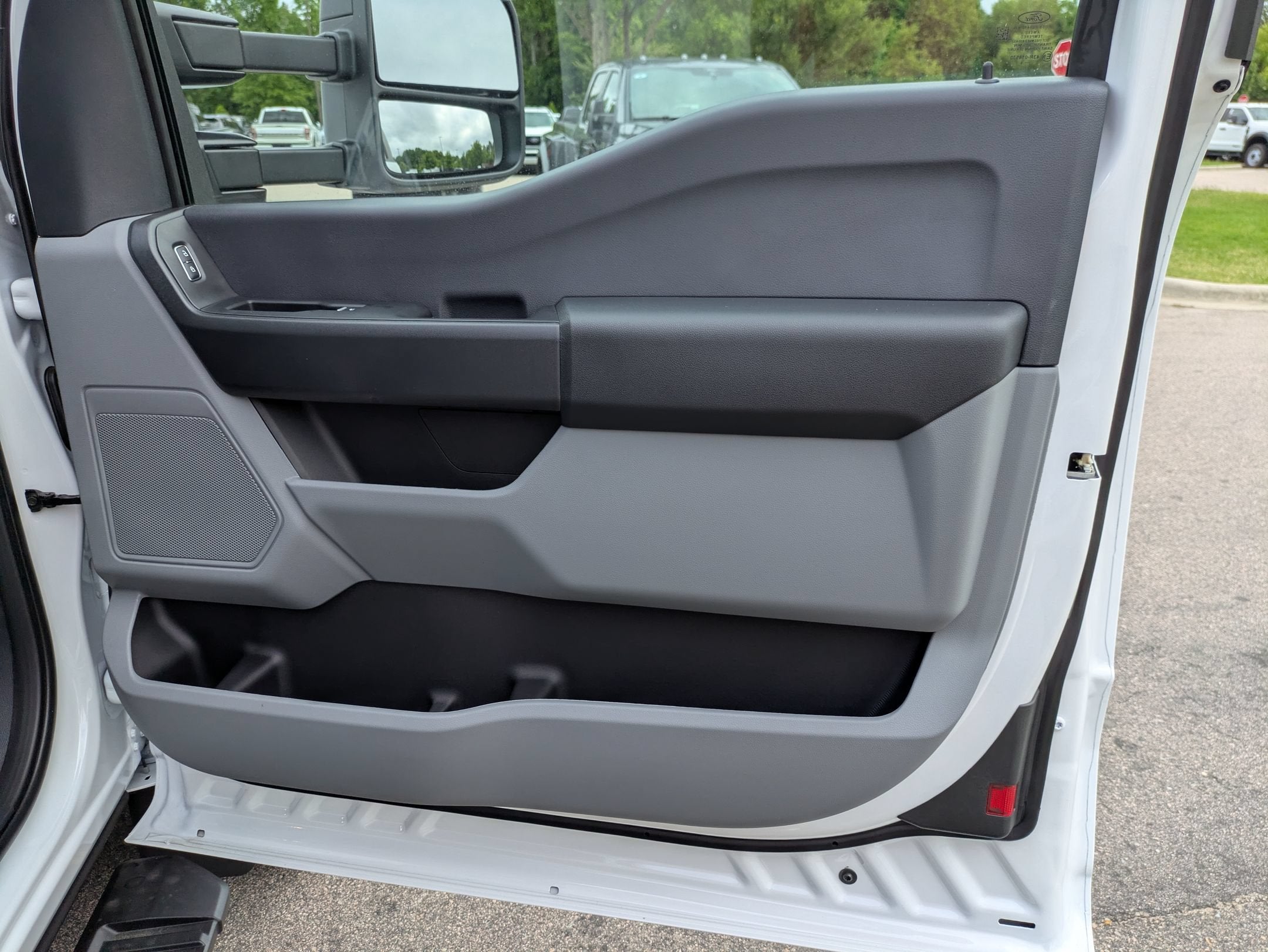 2026 Ford Super Duty F-550 DRW XL