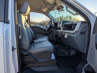 2026 Ford Super Duty F-550 DRW XL