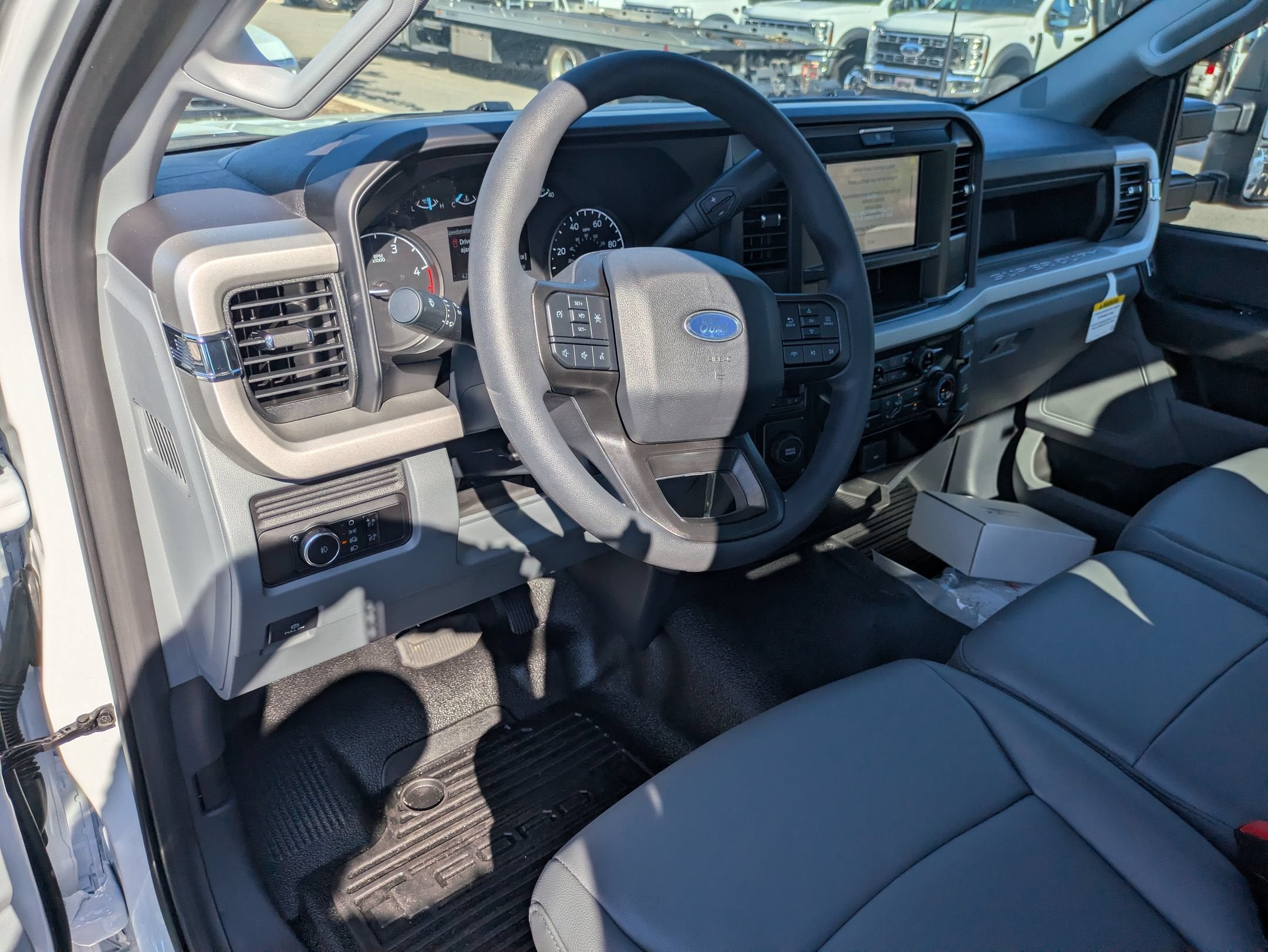 2026 Ford Super Duty F-550 DRW XL