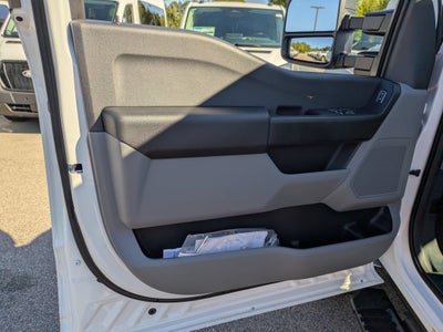 2026 Ford Super Duty F-550 DRW XL
