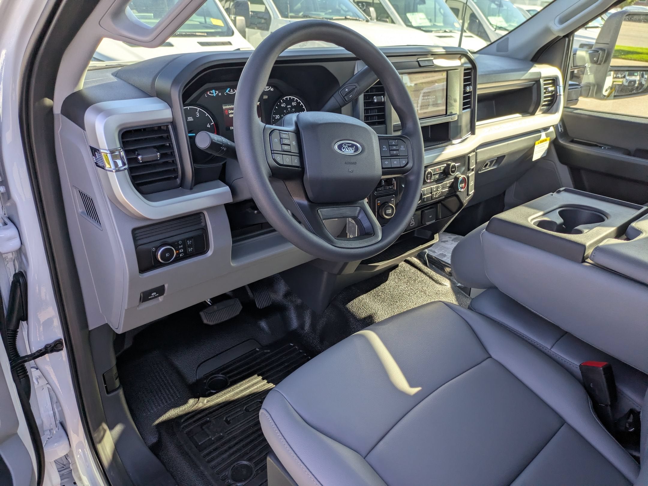 2026 Ford Super Duty F-550 DRW XL