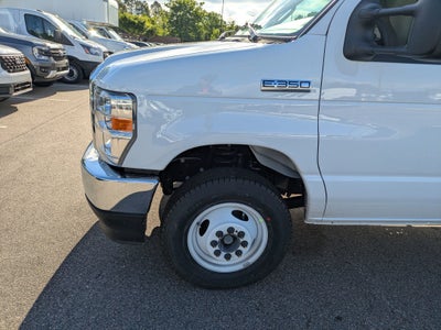 2027 Ford E-Series Cutaway Base