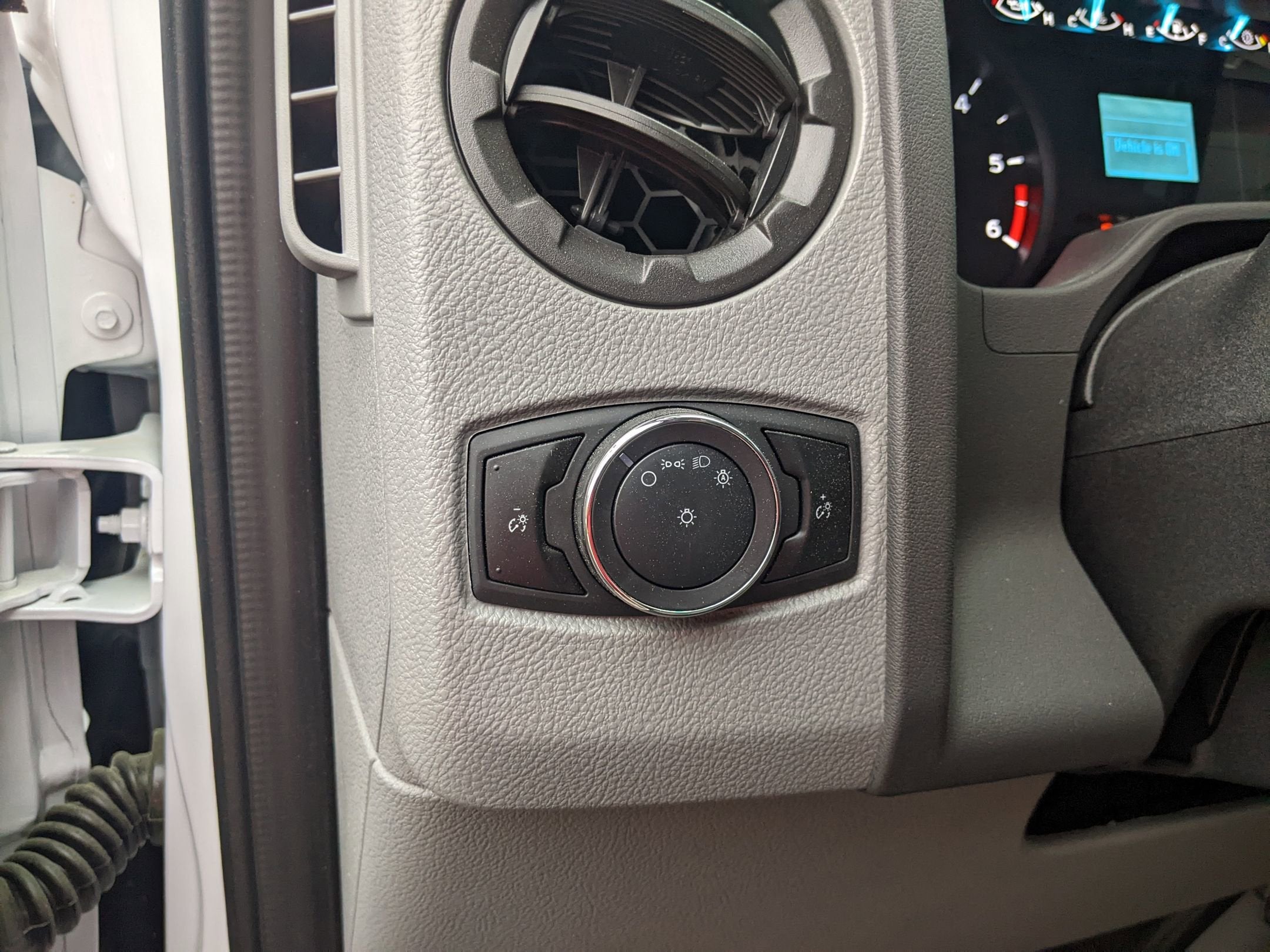 2025 Ford E-Series Cutaway E-350 SRW 138" WB