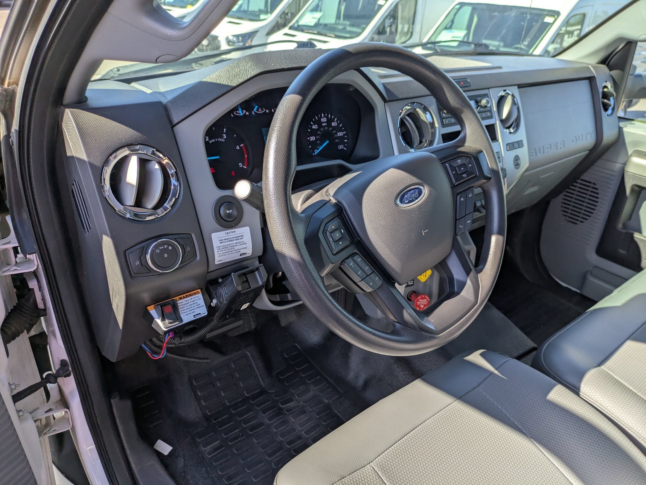 2022 Ford F-750SD Base