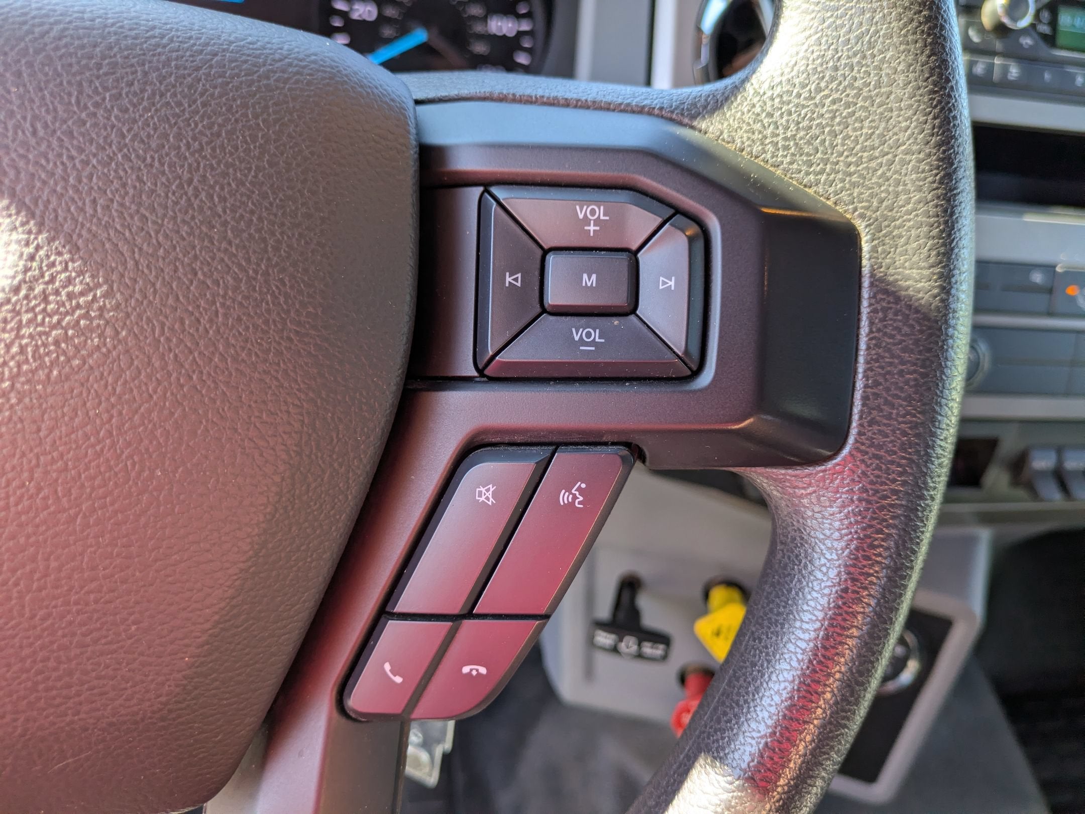 2022 Ford F-750SD Base