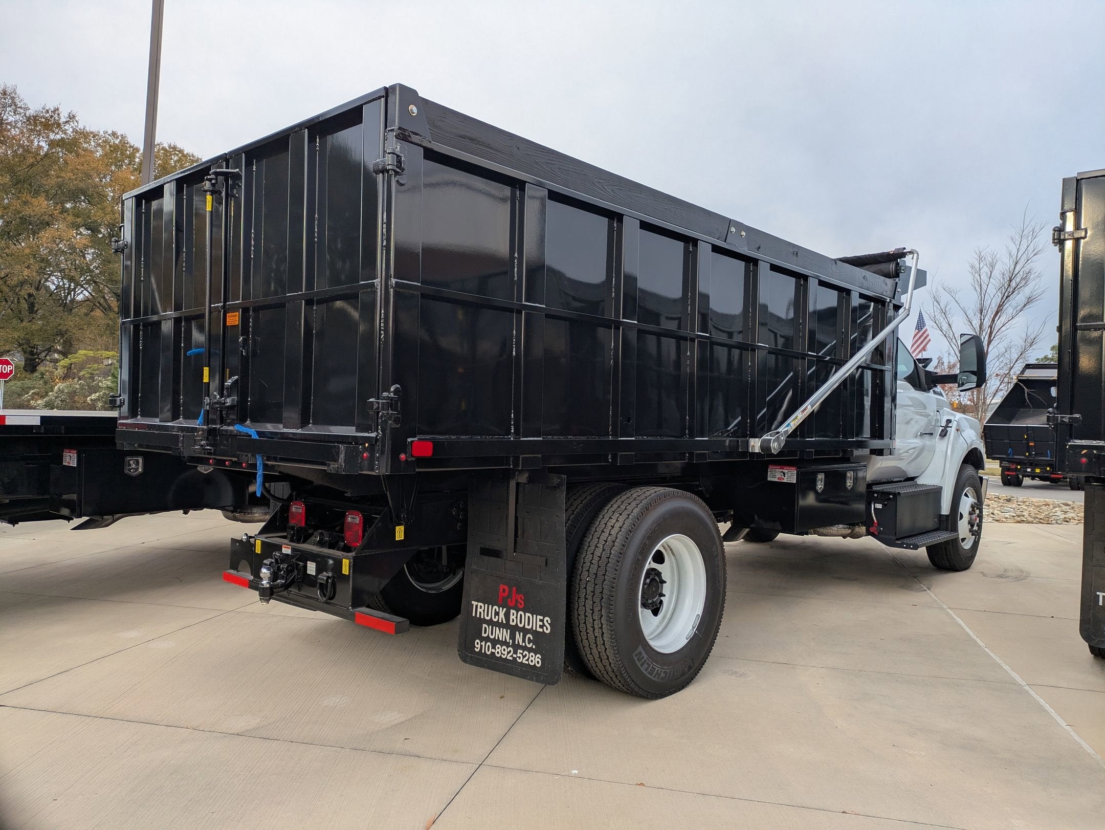 2026 Ford F-750SD Base