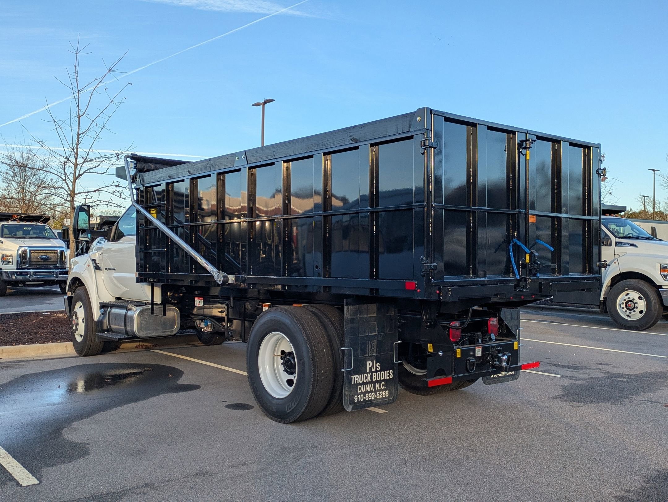 2026 Ford F-750SD Base