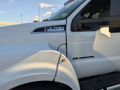 2027 Ford F-750SD Base