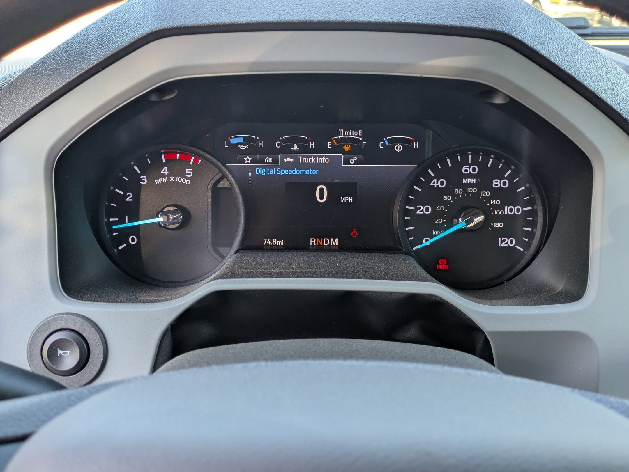 2027 Ford F-750SD Base