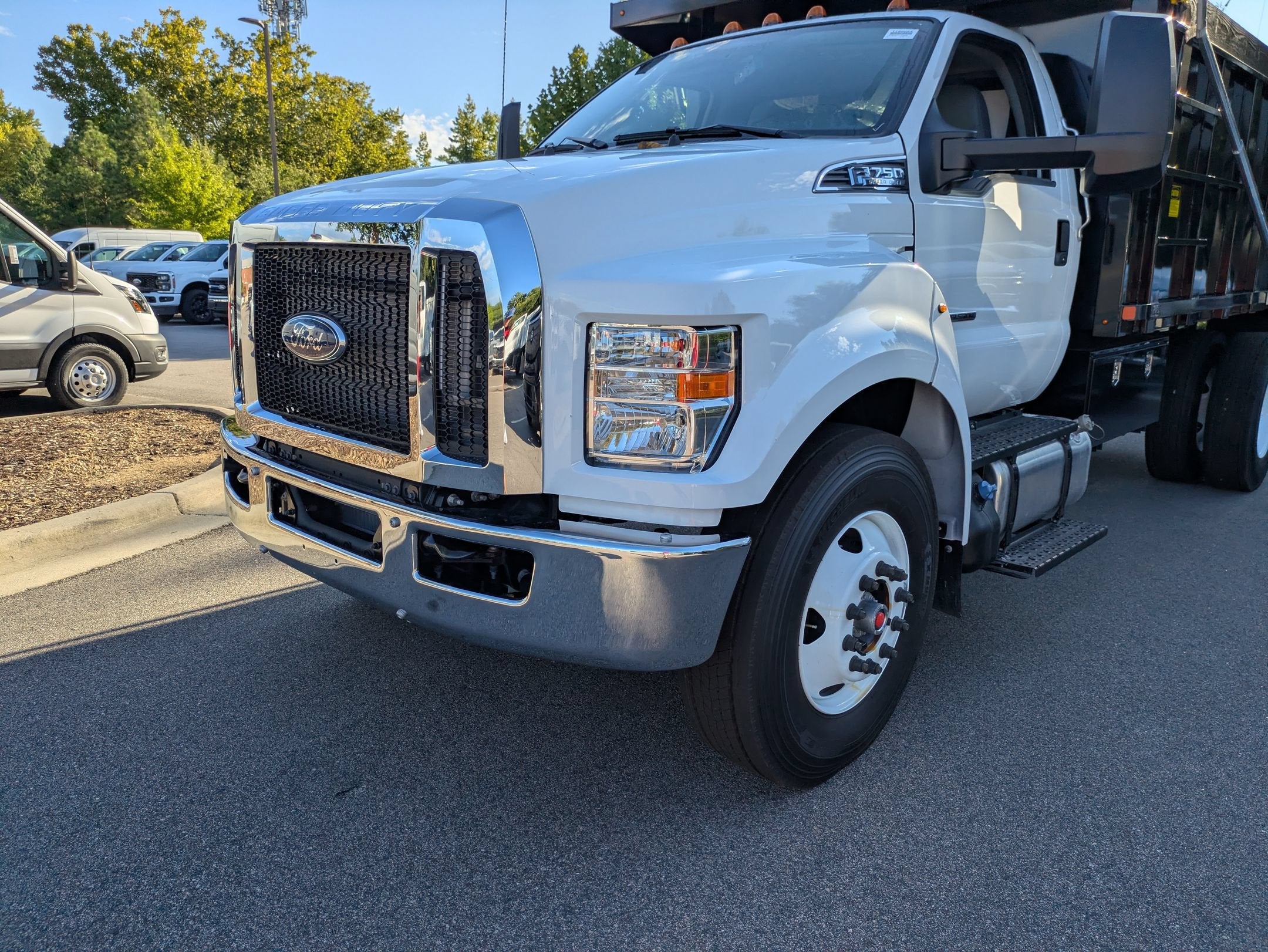 2027 Ford F-750SD Base