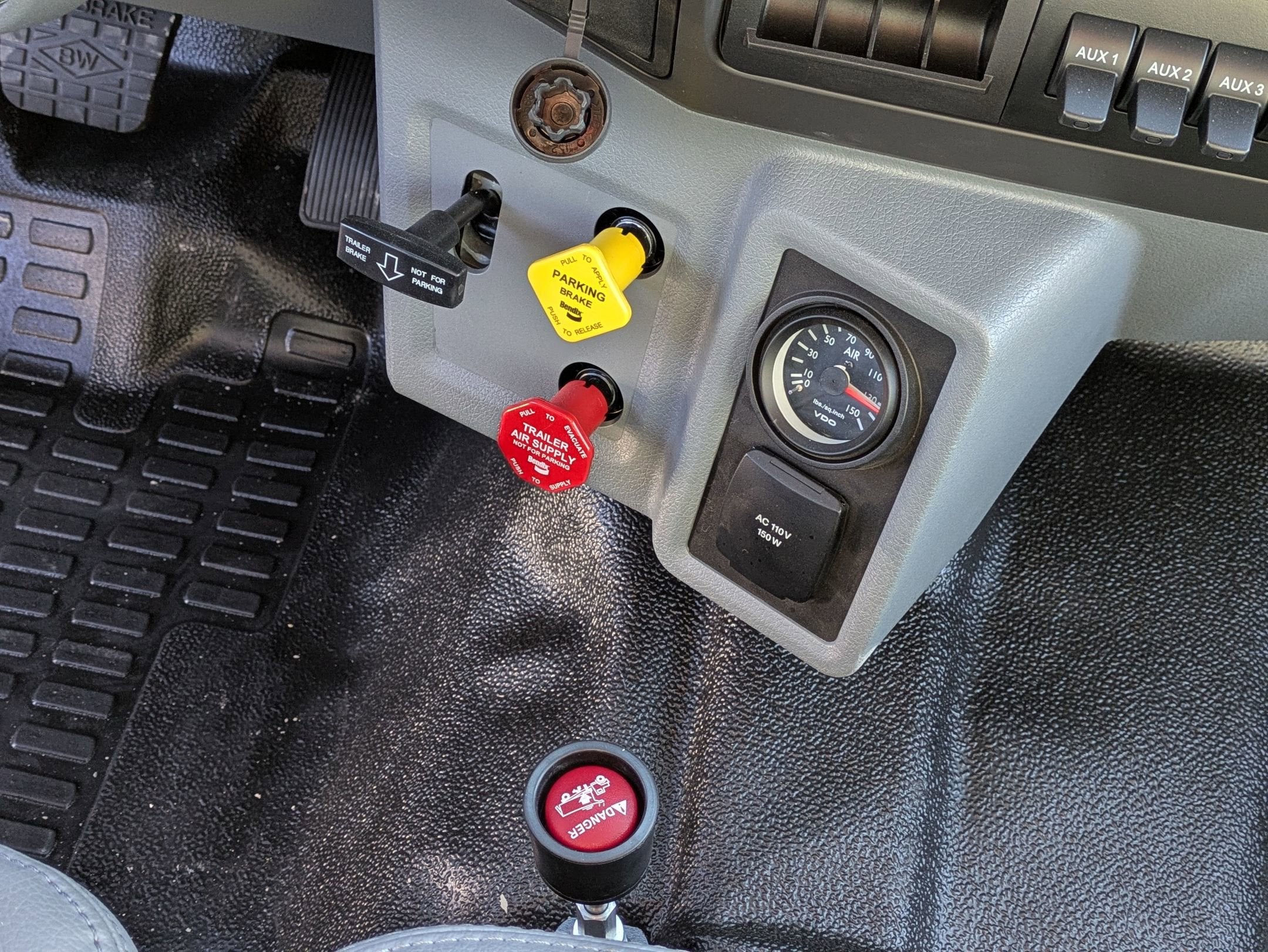 2026 Ford F-750SD Base