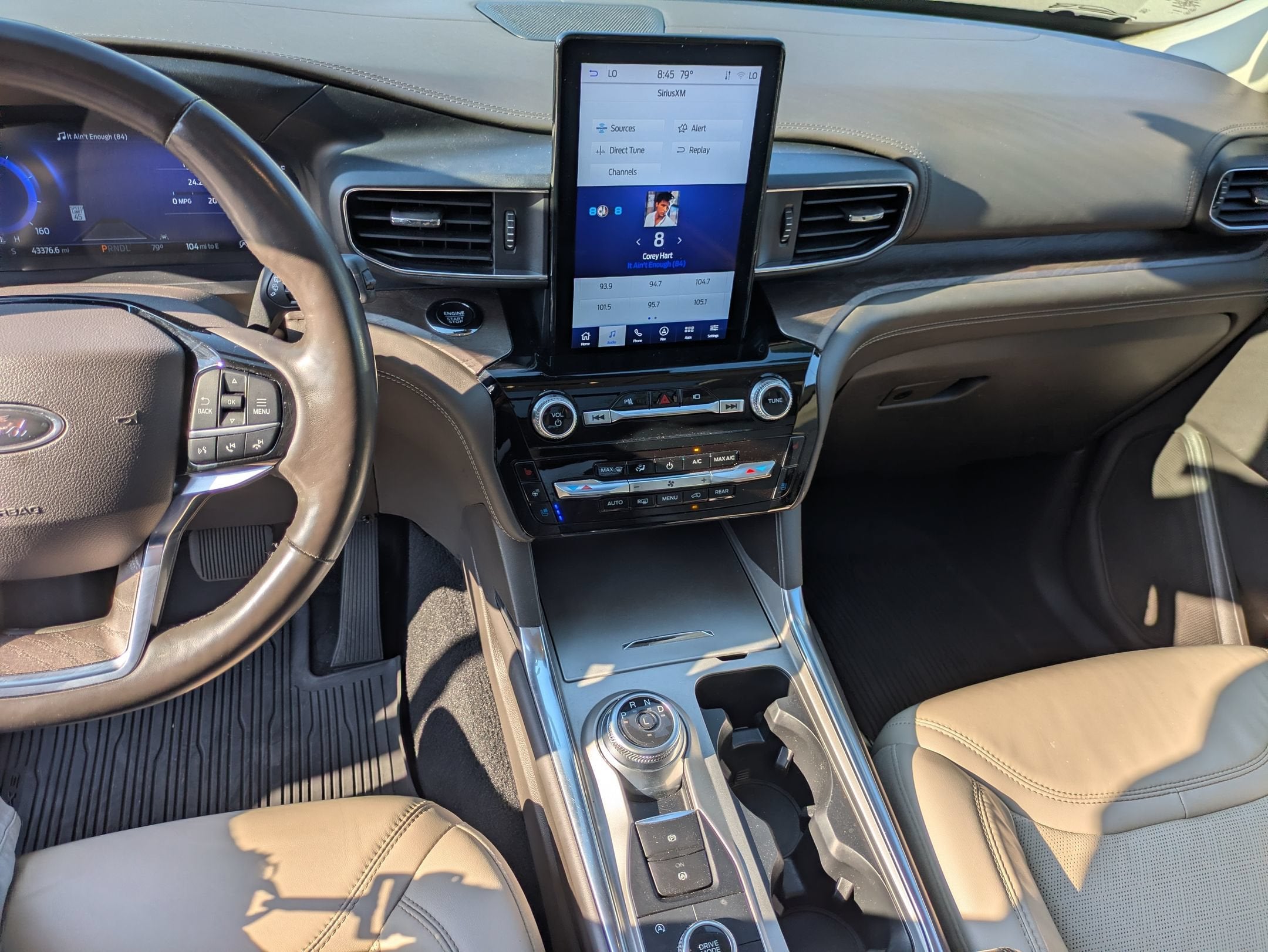 2023 Ford Explorer Platinum